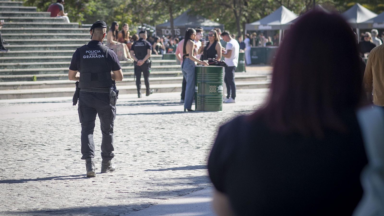 Búscate en las mejores fotos de las Cruces en Granada