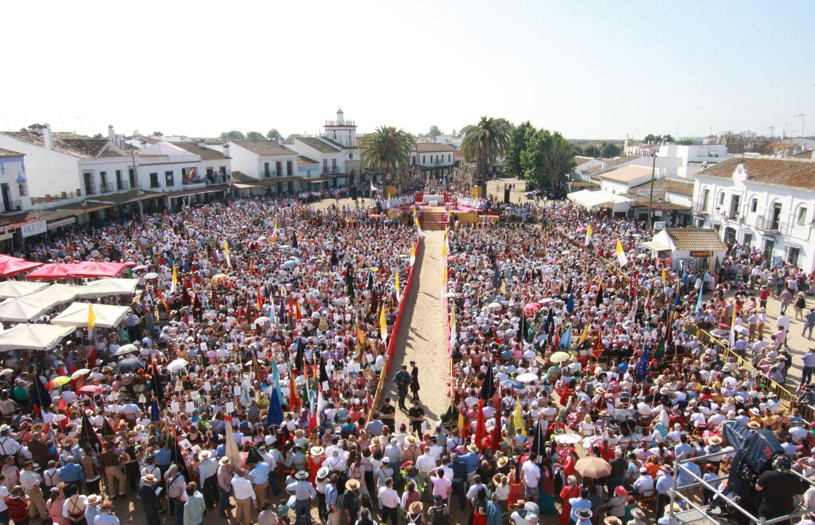 Las imágenes de la Misa de Pentecostés en El Rocío
