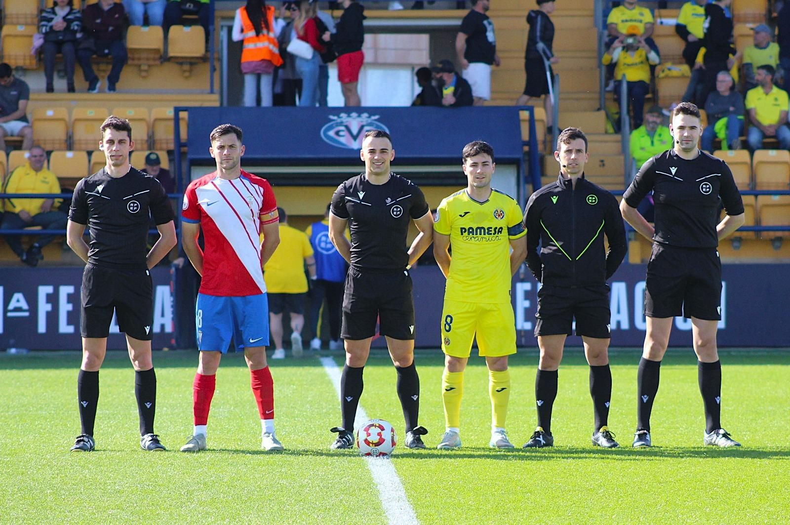 Las fotos del Villarreal B - Algeciras CF