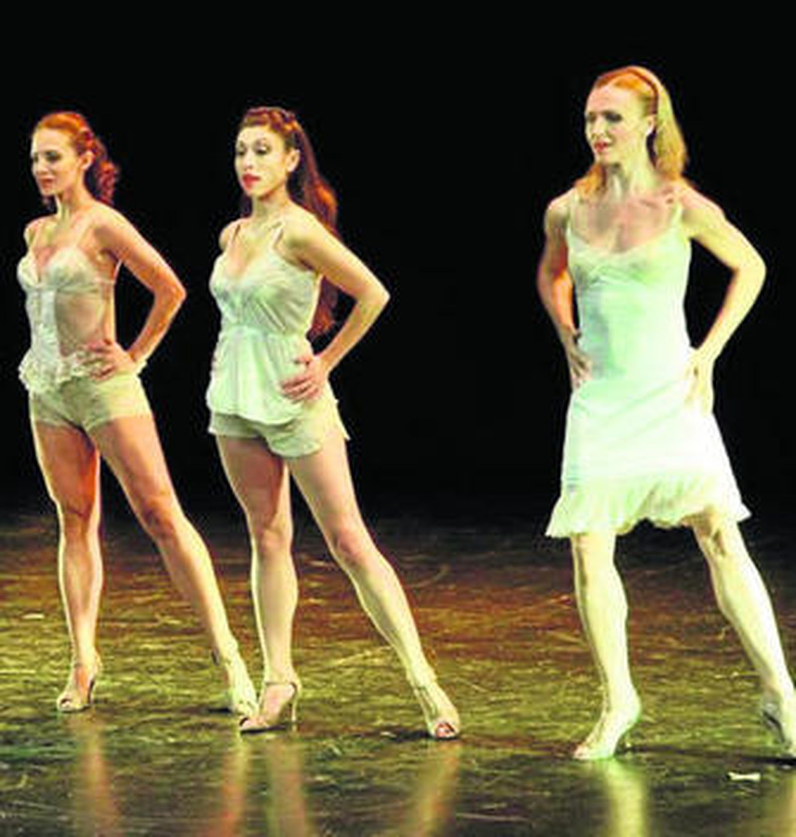 Las bailarinas de Pies Desnudos estuvieron magistrales.