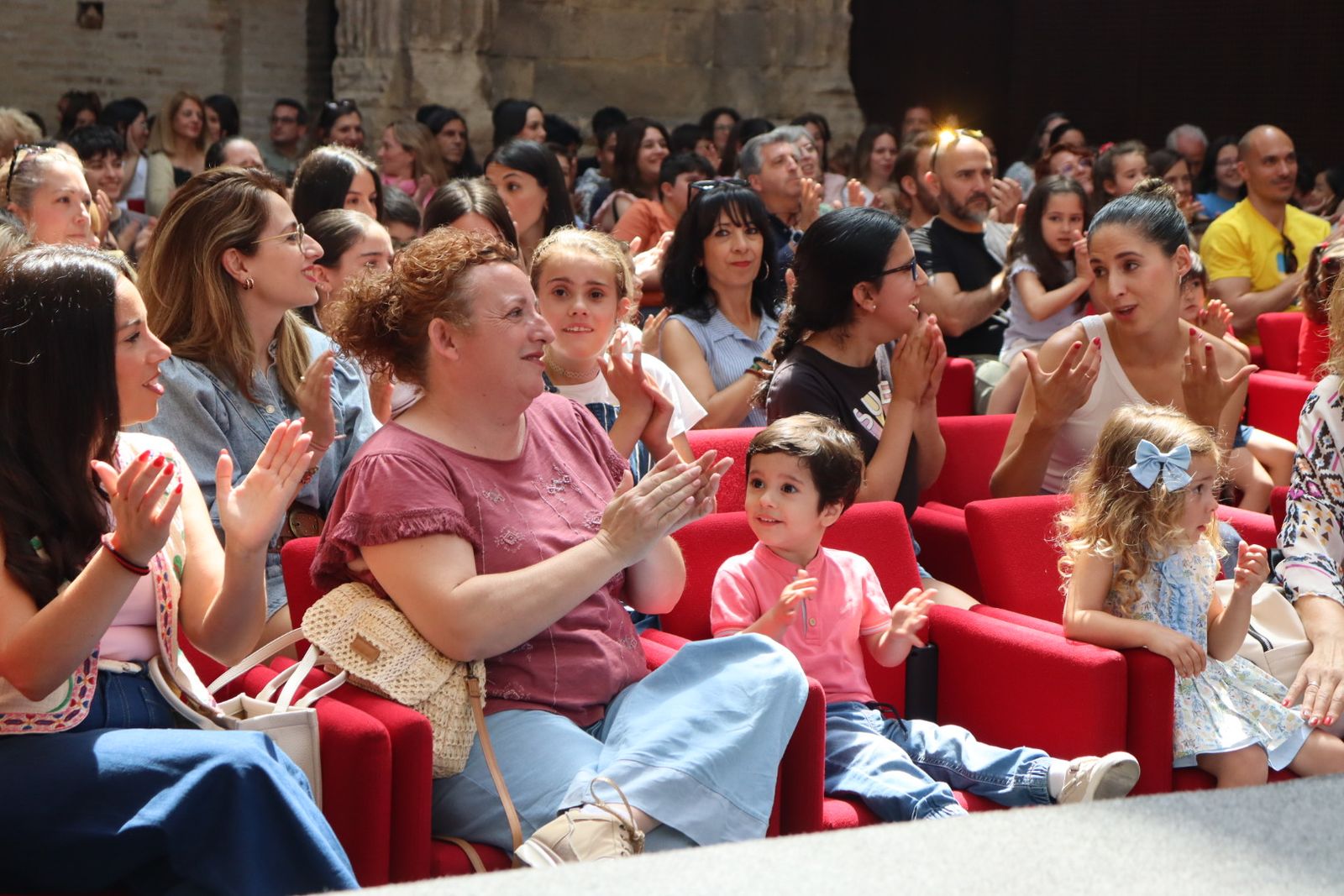 Los patios de colegios e institutos de Córdoba reciben sus premios