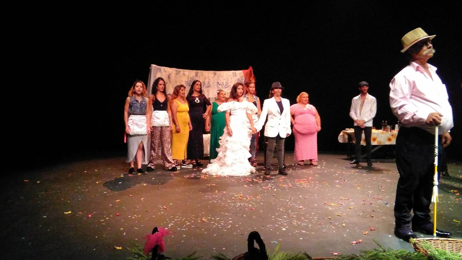 La obra 'Cuatro Rosas', del Colectivo Familias del Vacie.