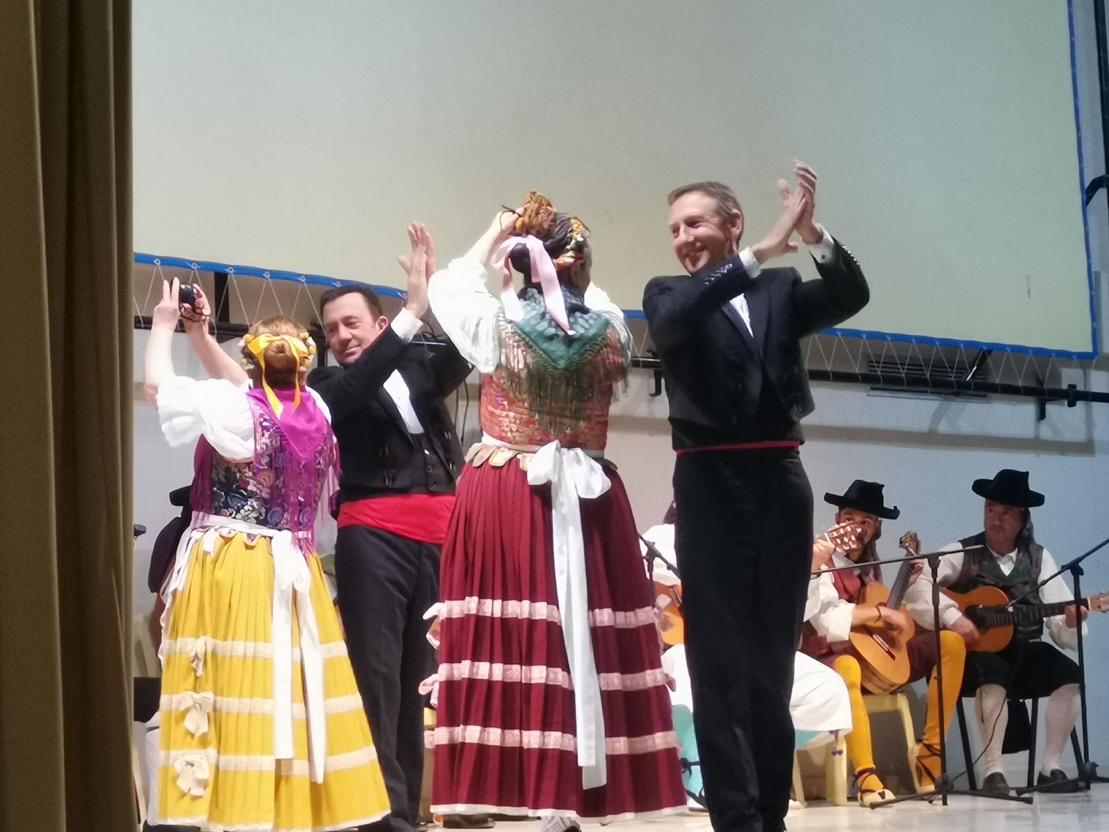 Fandanguillos, soleares y parrales animan a los reos de ‘El Acebuche’