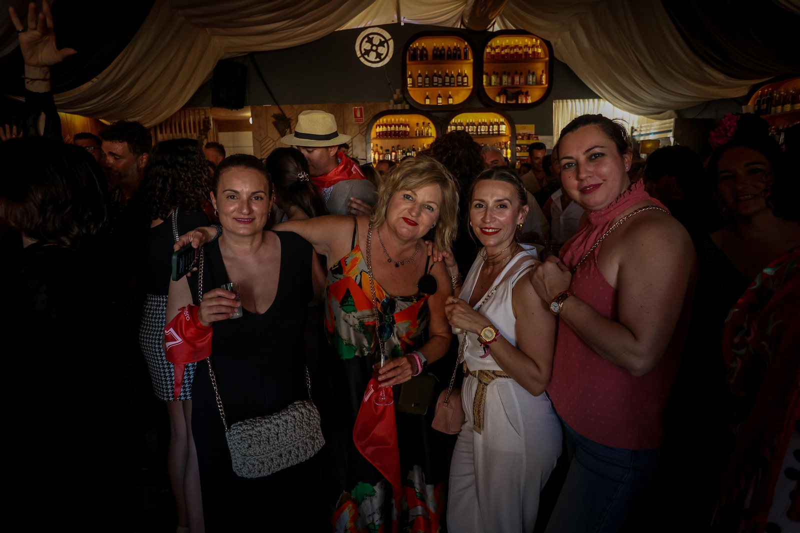 Búscate las fotos  del lunes en la Feria de Jerez 2024