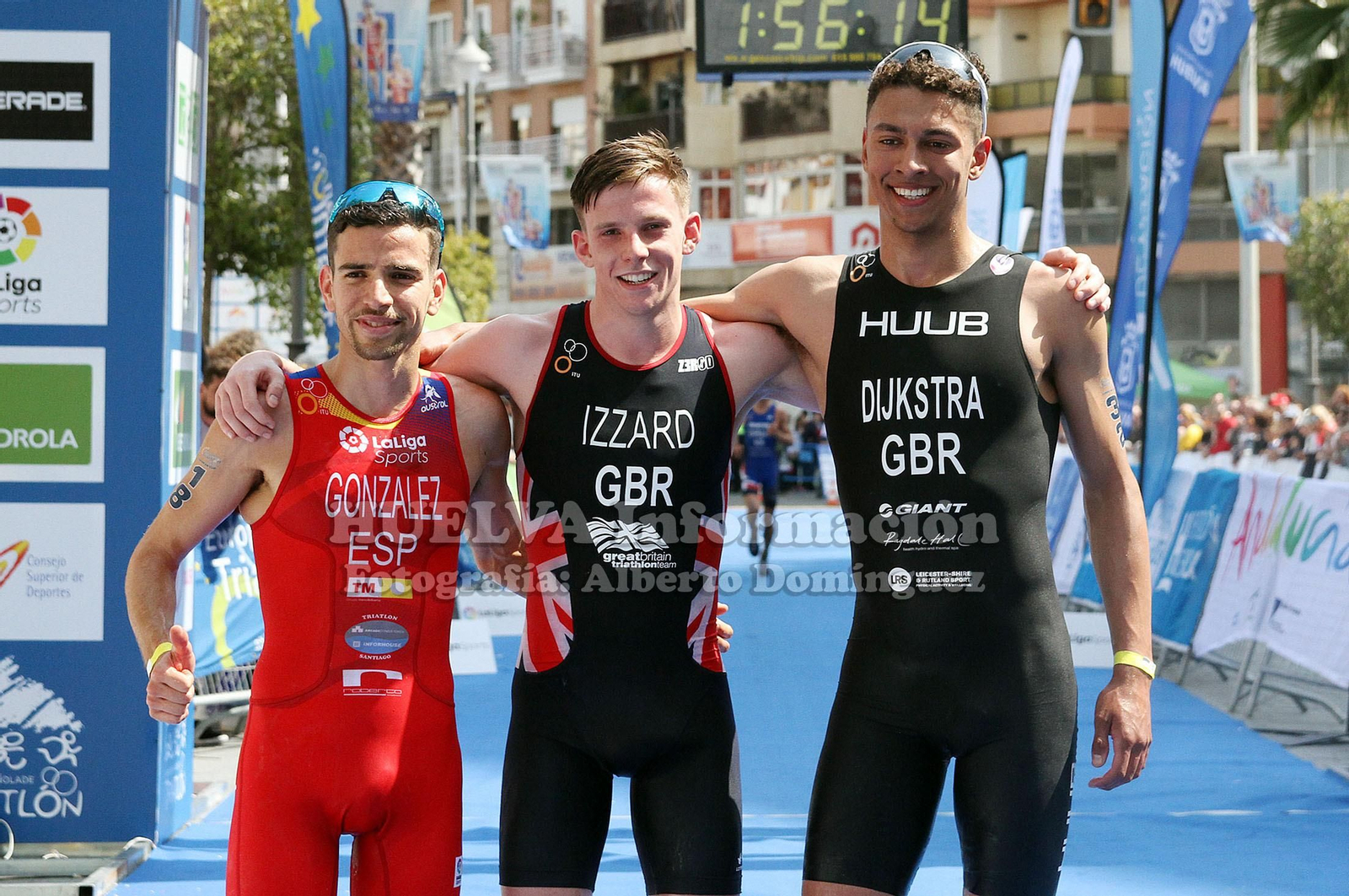Triatlón en Huelva, imágenes de la Copa de Europa y Campeonato Iberoamericano