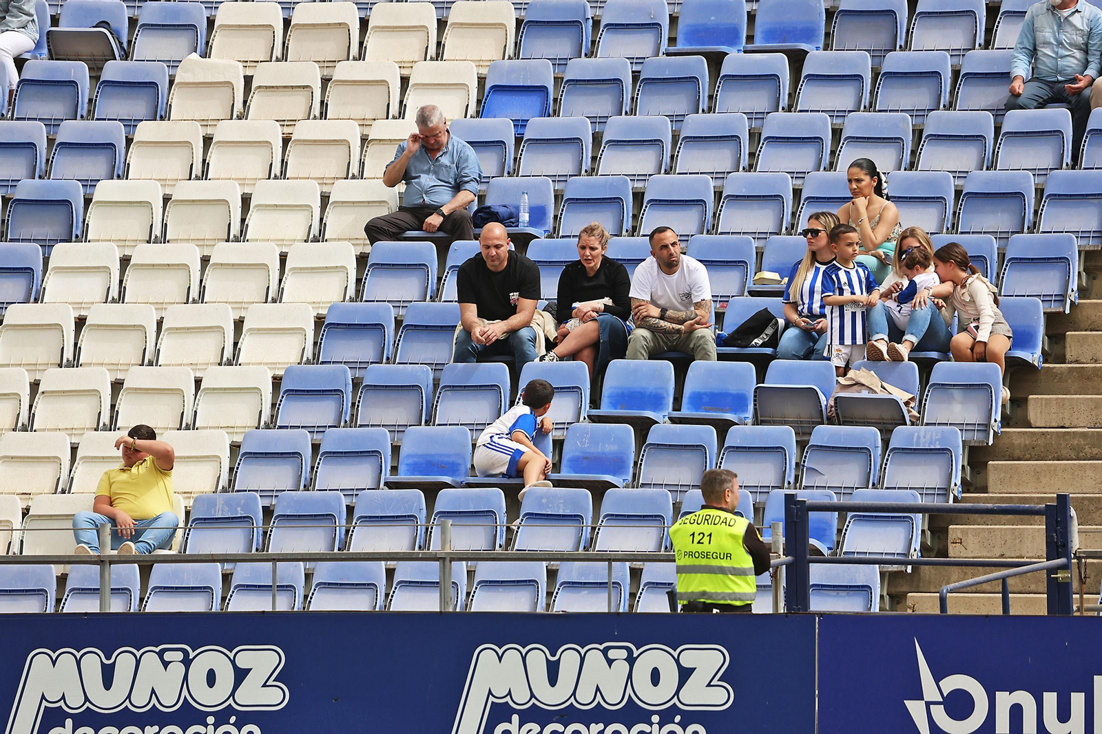 Búscate en el Nuevo Colombino en el Recreativo de Huelva-AD Mérida
