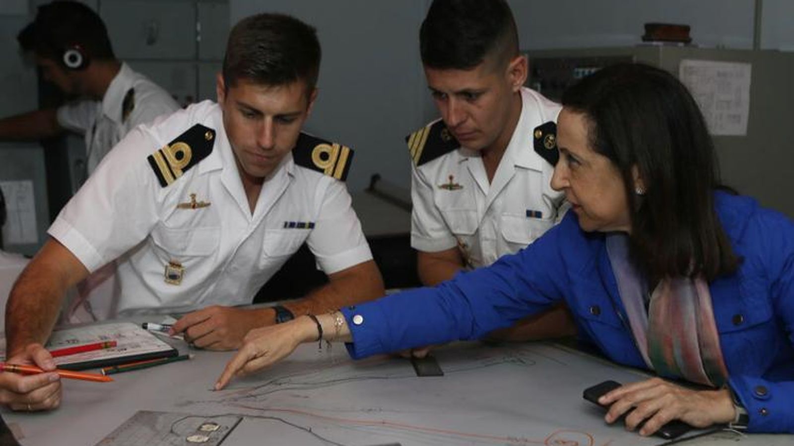 José, junto a la ministra de Defensa, Margarita Robles.