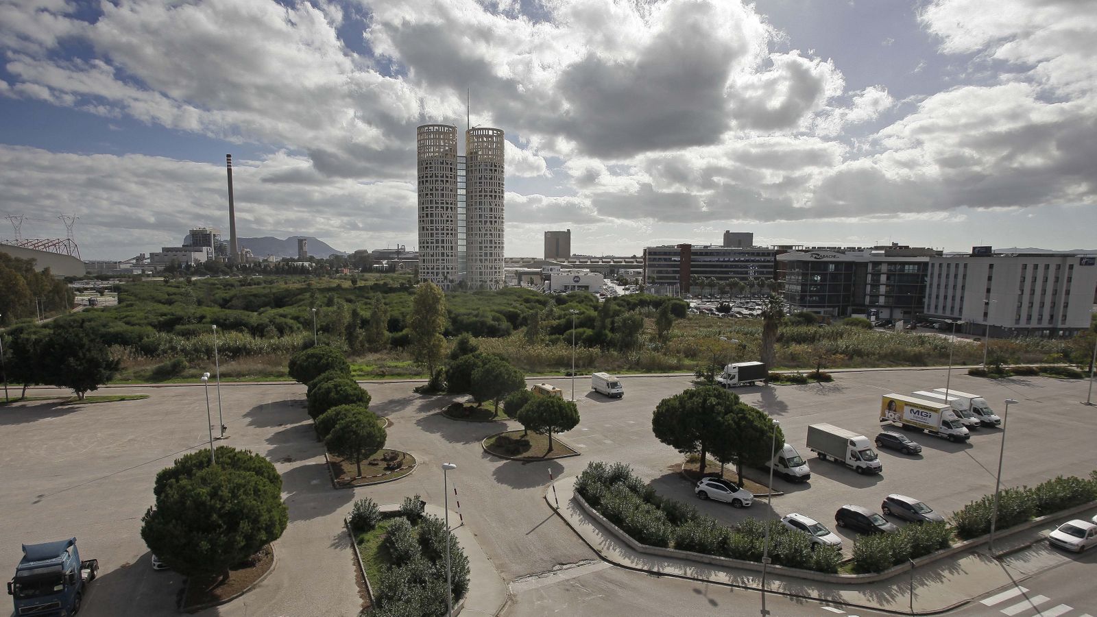 Crisis en Palmones y polígonos comerciales