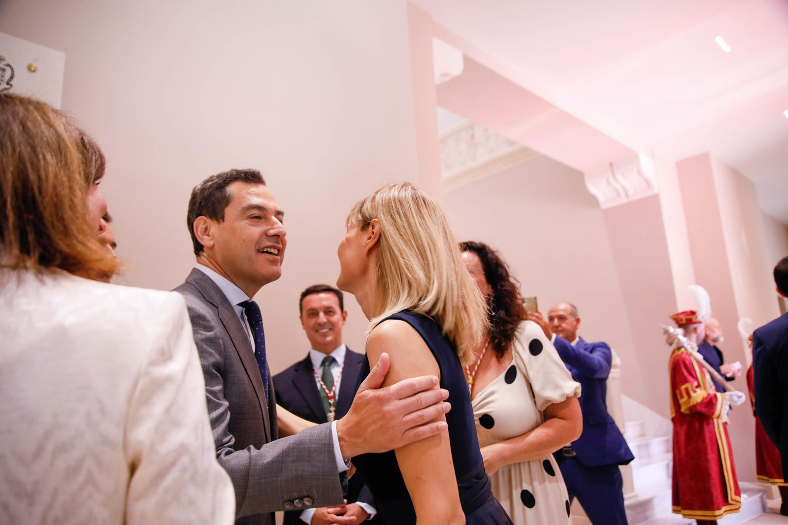 Imágemes de la casa consistorial de Almería