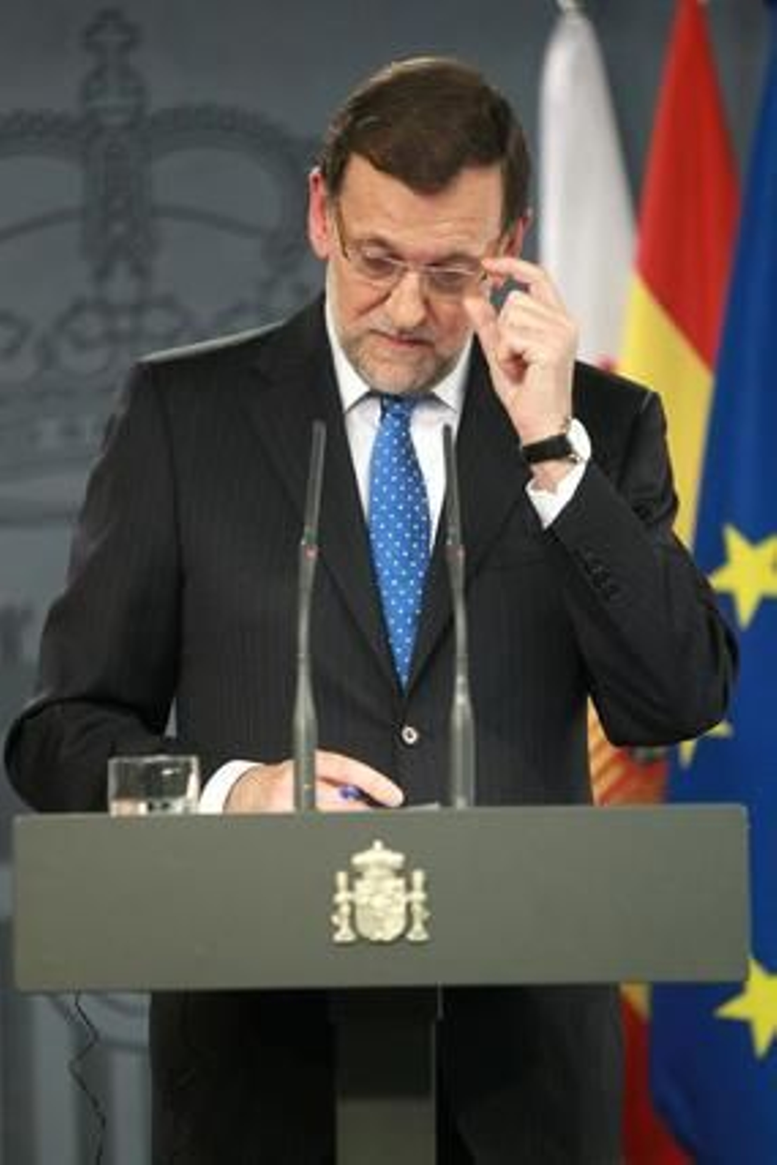 Rajoy no responde a Aznar y defiende la "buena dirección" de su Gobierno