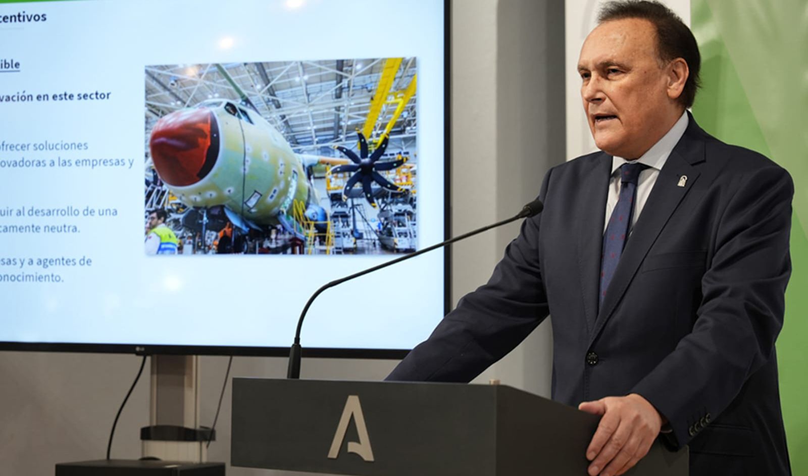 José Carlos Gómez Villamandos, consejero de Universidad, Investigación e Innovación de la Junta de Andalucía.