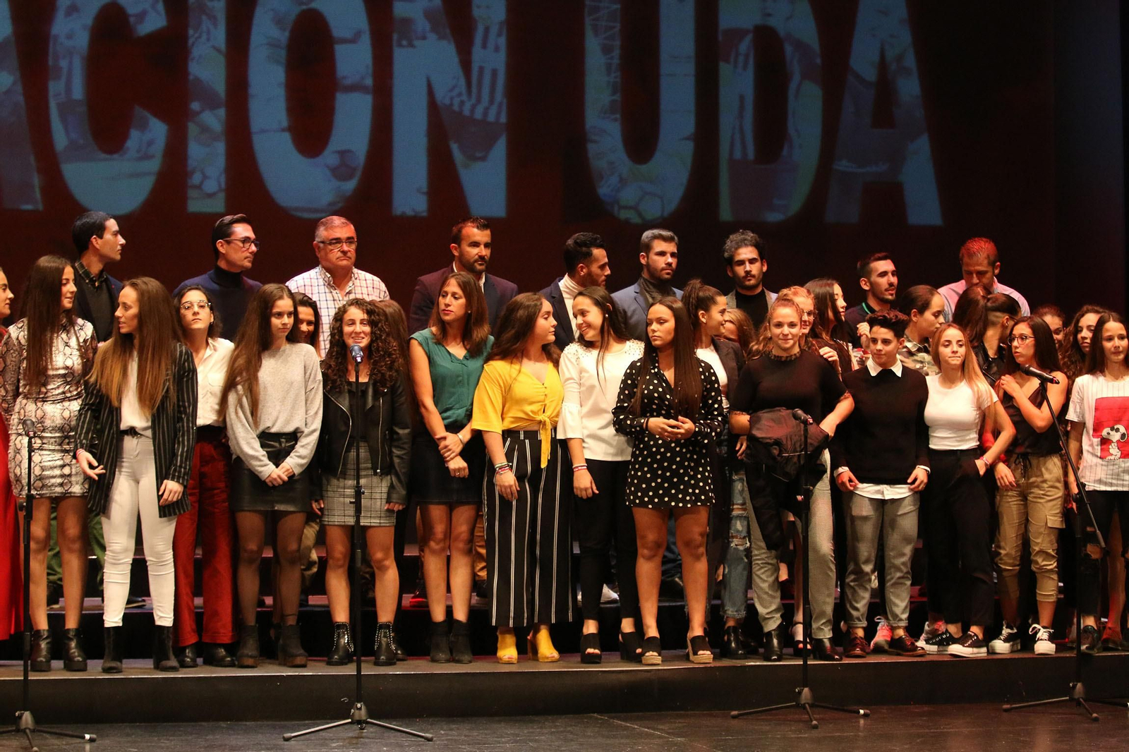 Fotogalería de la presentación de equipos de la Fundación UD Almería