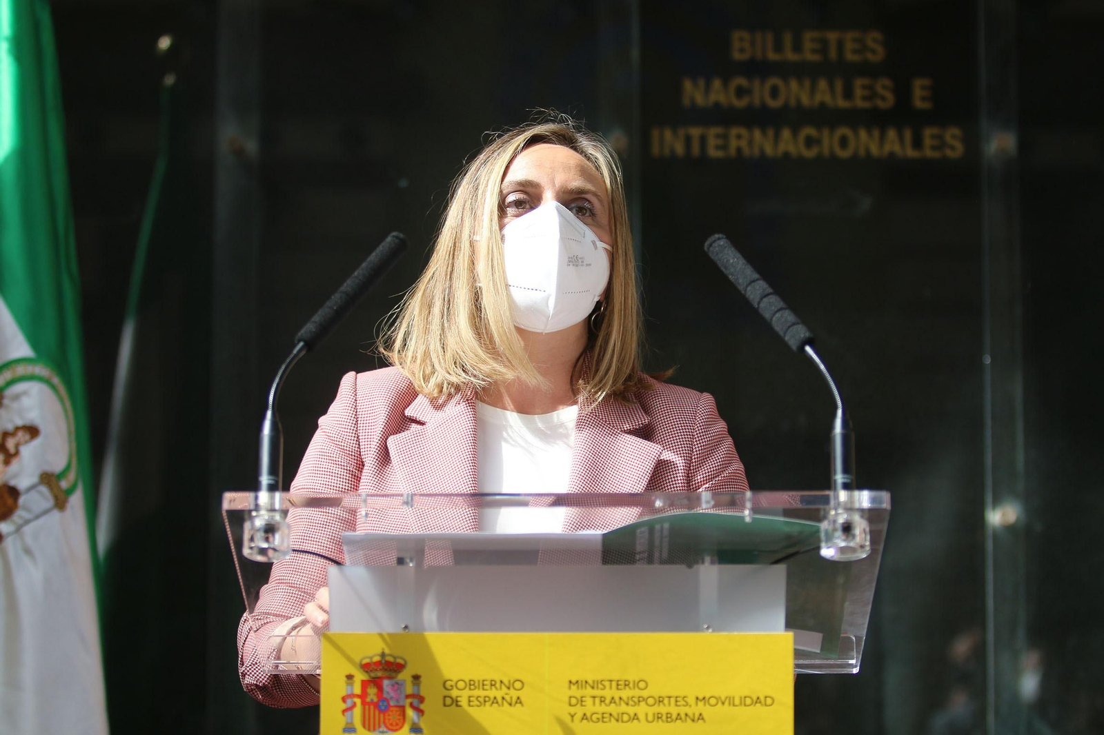 Fotogalería de la visita del ministro Ábalos a Almería