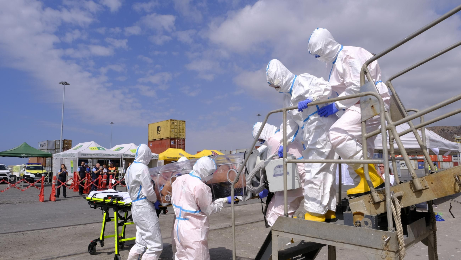 Ejercicio Marsec25 simulacro, en el Puerto de Almería, en imágenes