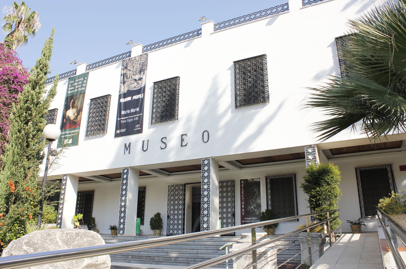El Museo de Huelva apuesta por la escultura del granadino Albaladejo.