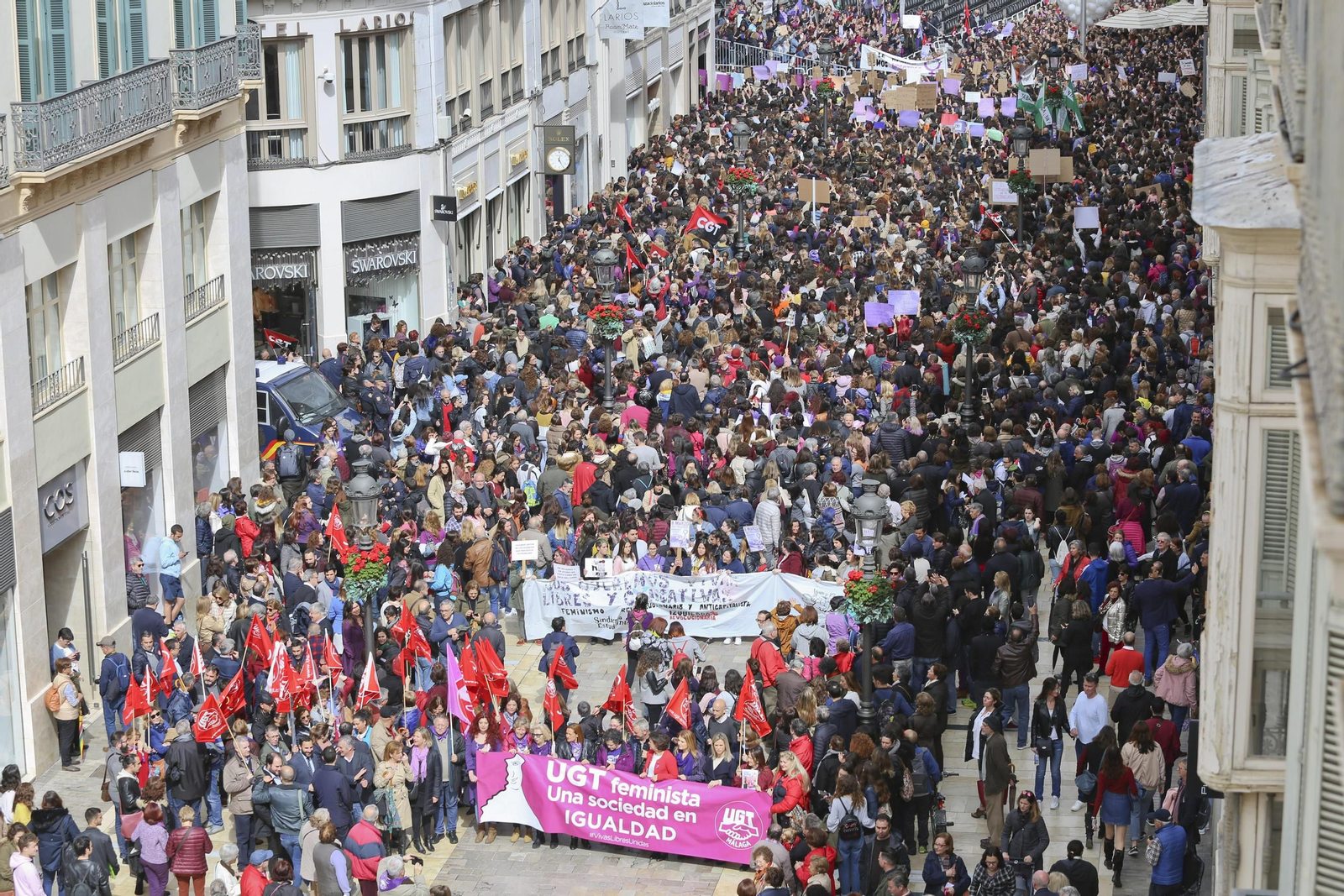 Concentración entre la calle Larios y la Plaza de la Constitución.