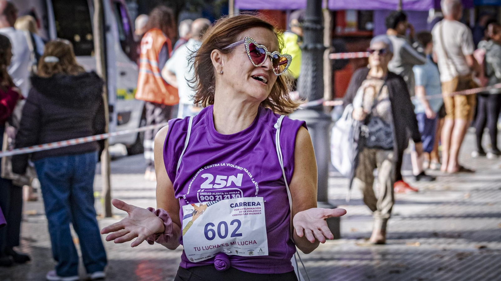 Búscate entre las imágenes de la III Carrera de Cádiz por la Eliminación de la Violencia contra las Mujeres