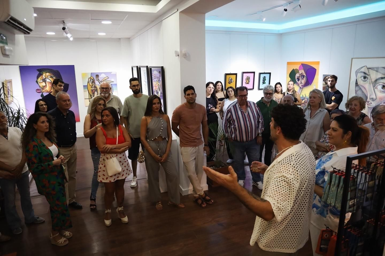 Así es Rampa: la nueva galería de arte contemporáneo con obras de Belin en el centro de Linares