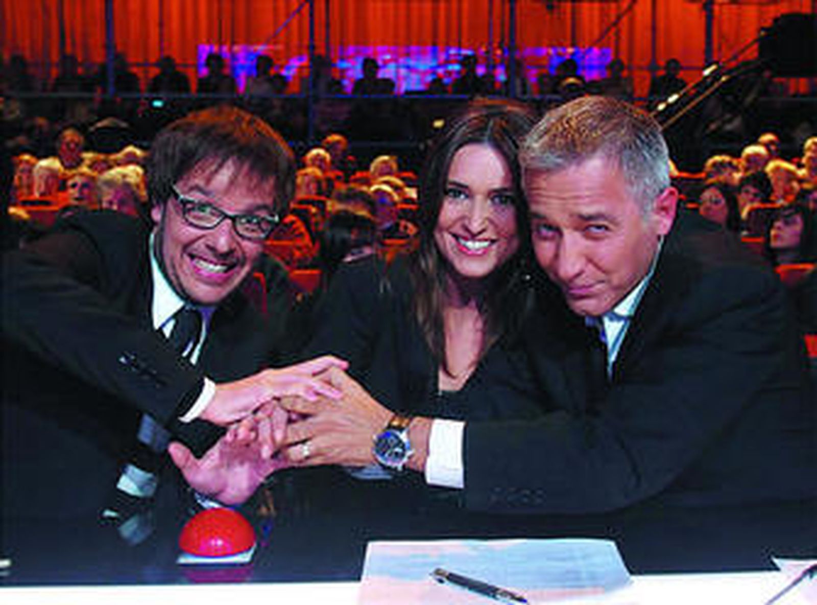 Javier Sardá, en un reciente proyecto de Gestmusic, 'Tú sí que vales', con Ángel Llácer y Noemí Galera.