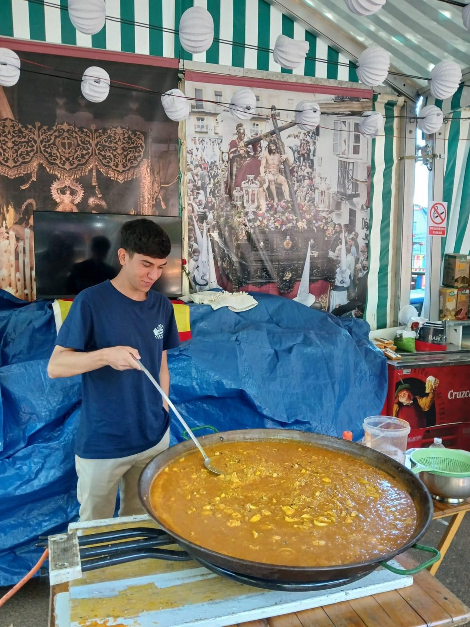 Búscate en las imágenes del Día de la Mujer de la Feria de San Fernando 2024