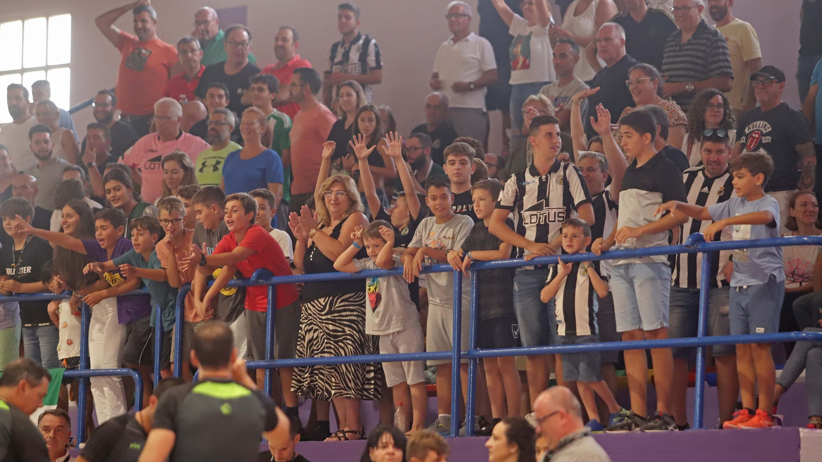 Las mejores fotos del Unicaja - Betis en La Línea