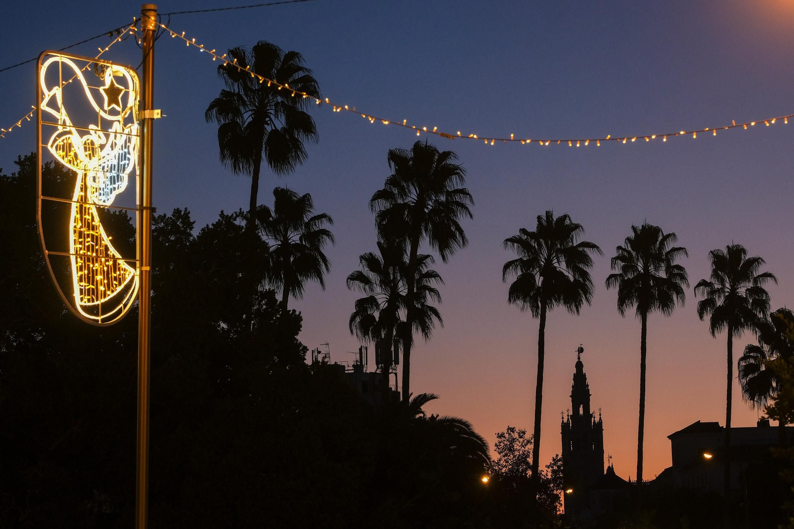 Imágenes de como amanece Sevilla el día de año nuevo de 2025