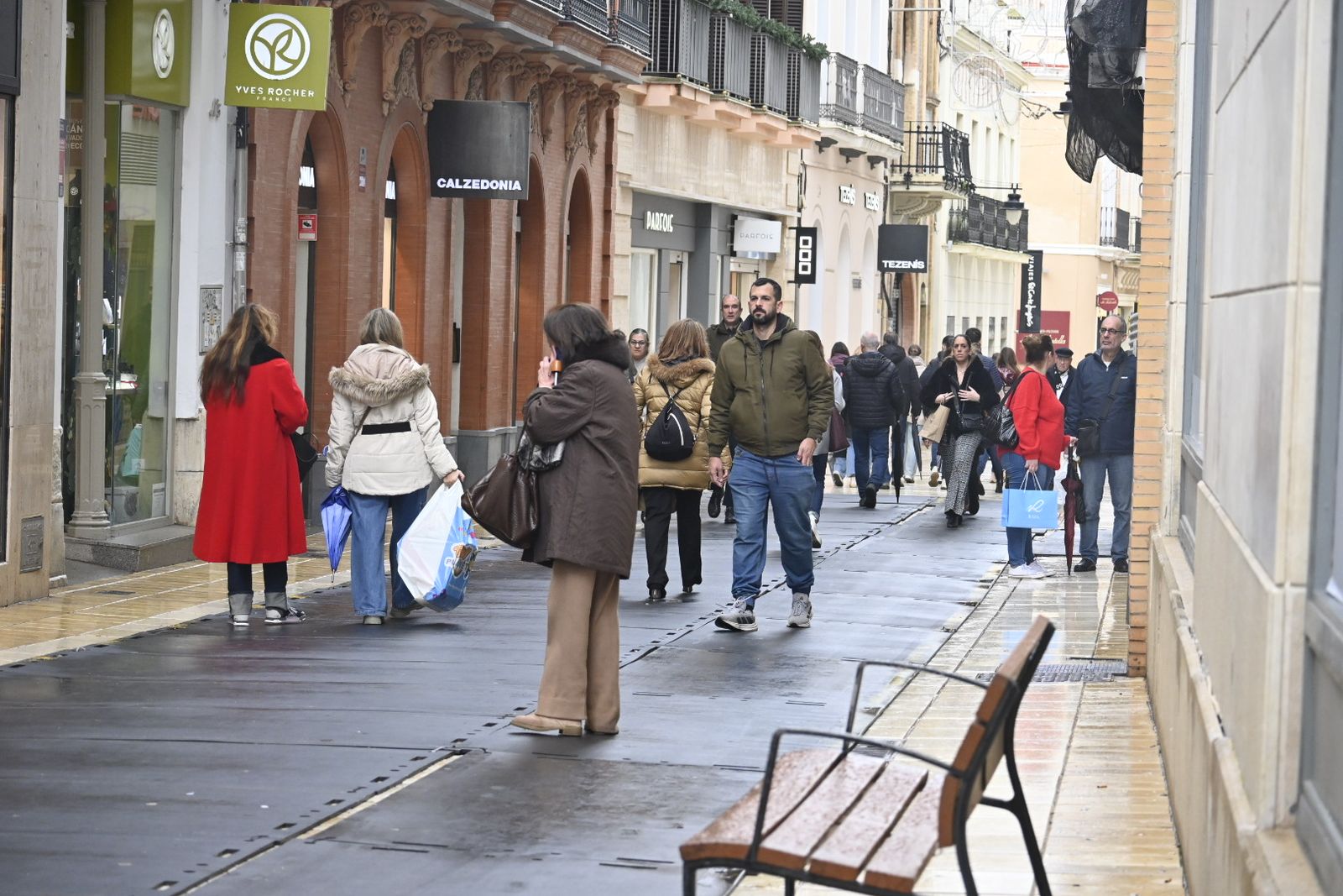 Fotografías de ambiente en la mañana del 3 de enero en Huelva
