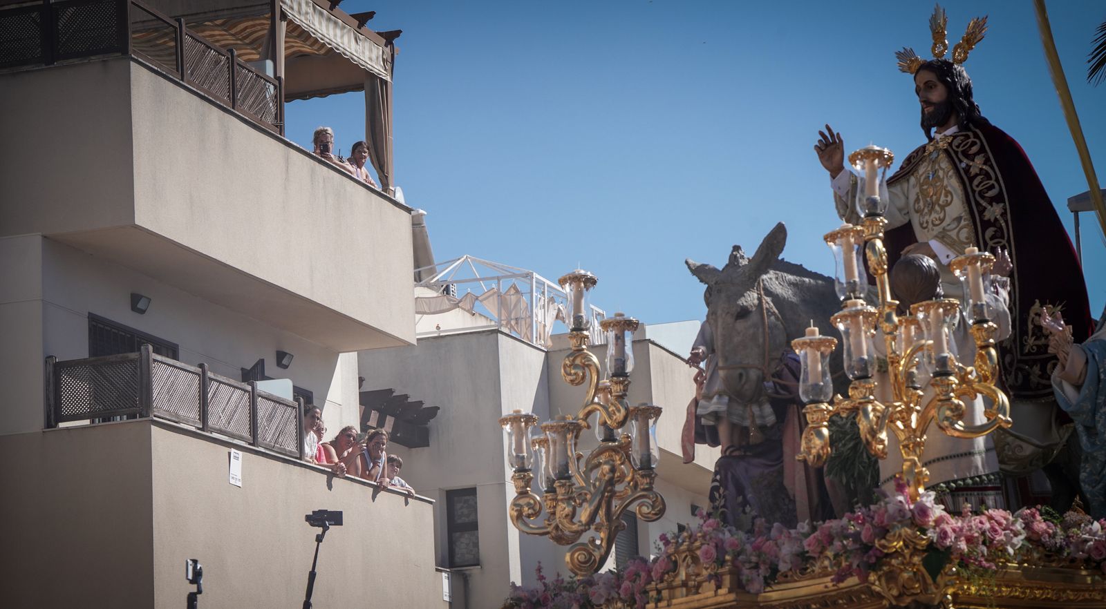 Imágenes de la procesión de Cristo Rey a su vuelta a la Escuela San José