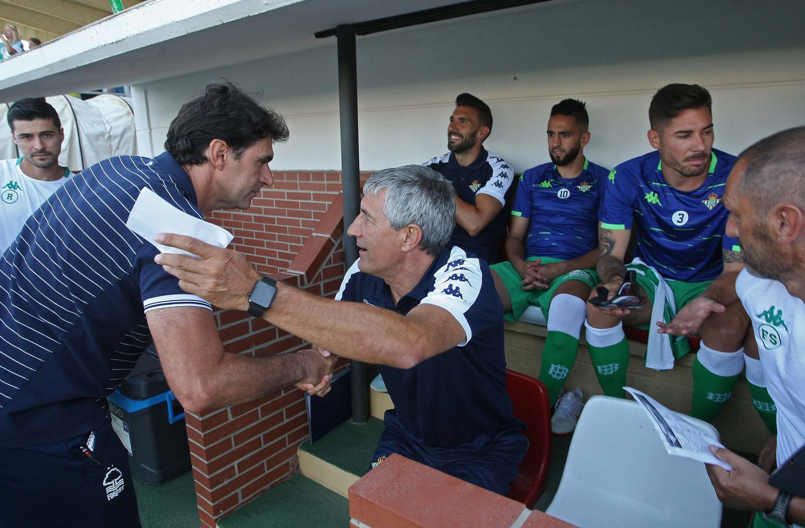 El amistoso Real Betis-Nottingham Forest, en imágenes