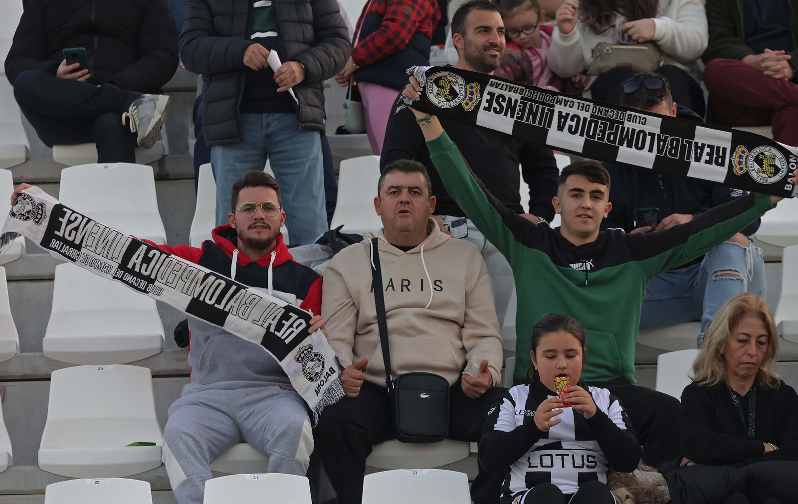 Búscate en el Ciudad de La Línea durante el Balona - La Unión