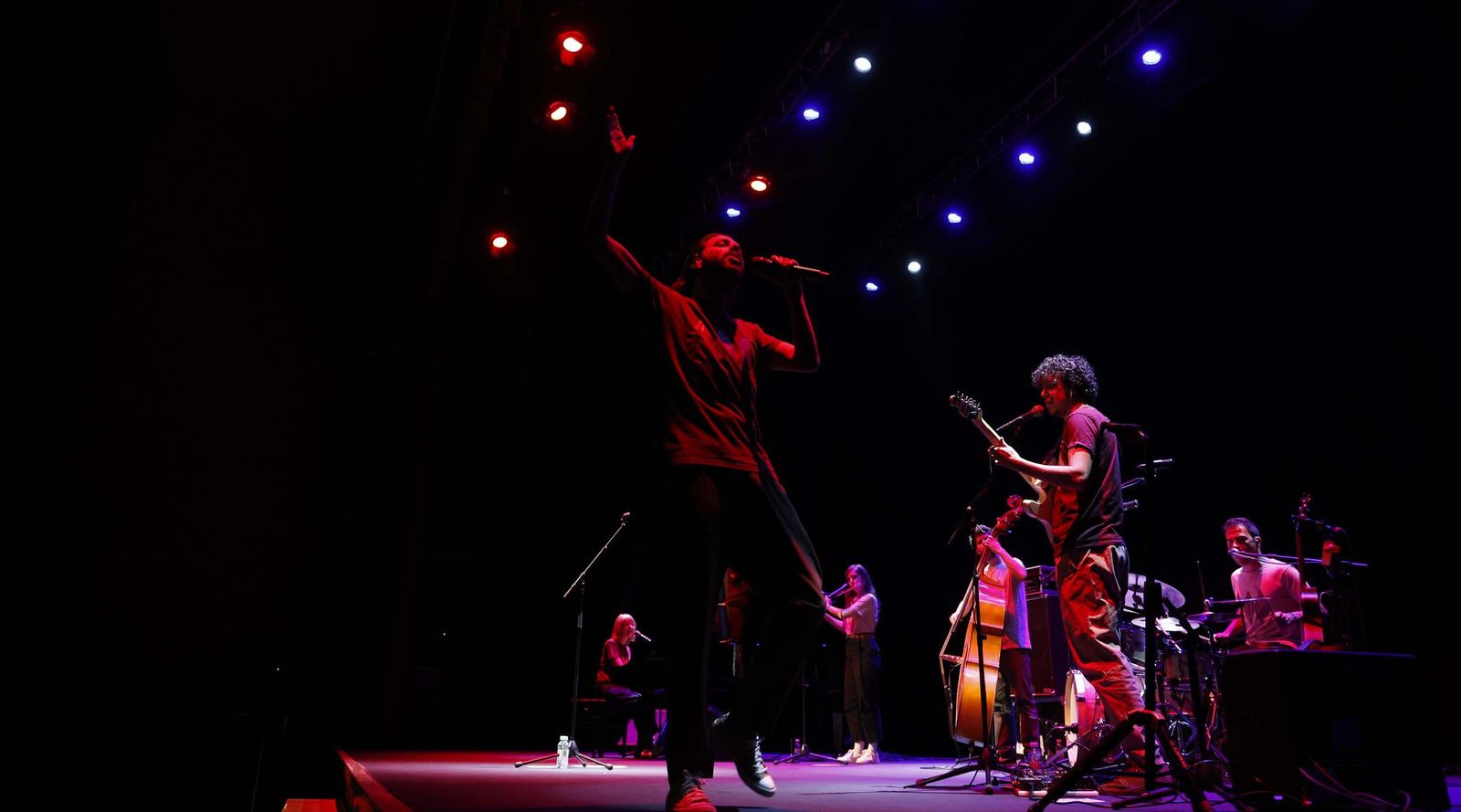 Fotos del concierto de Salvador Sobral en La Línea