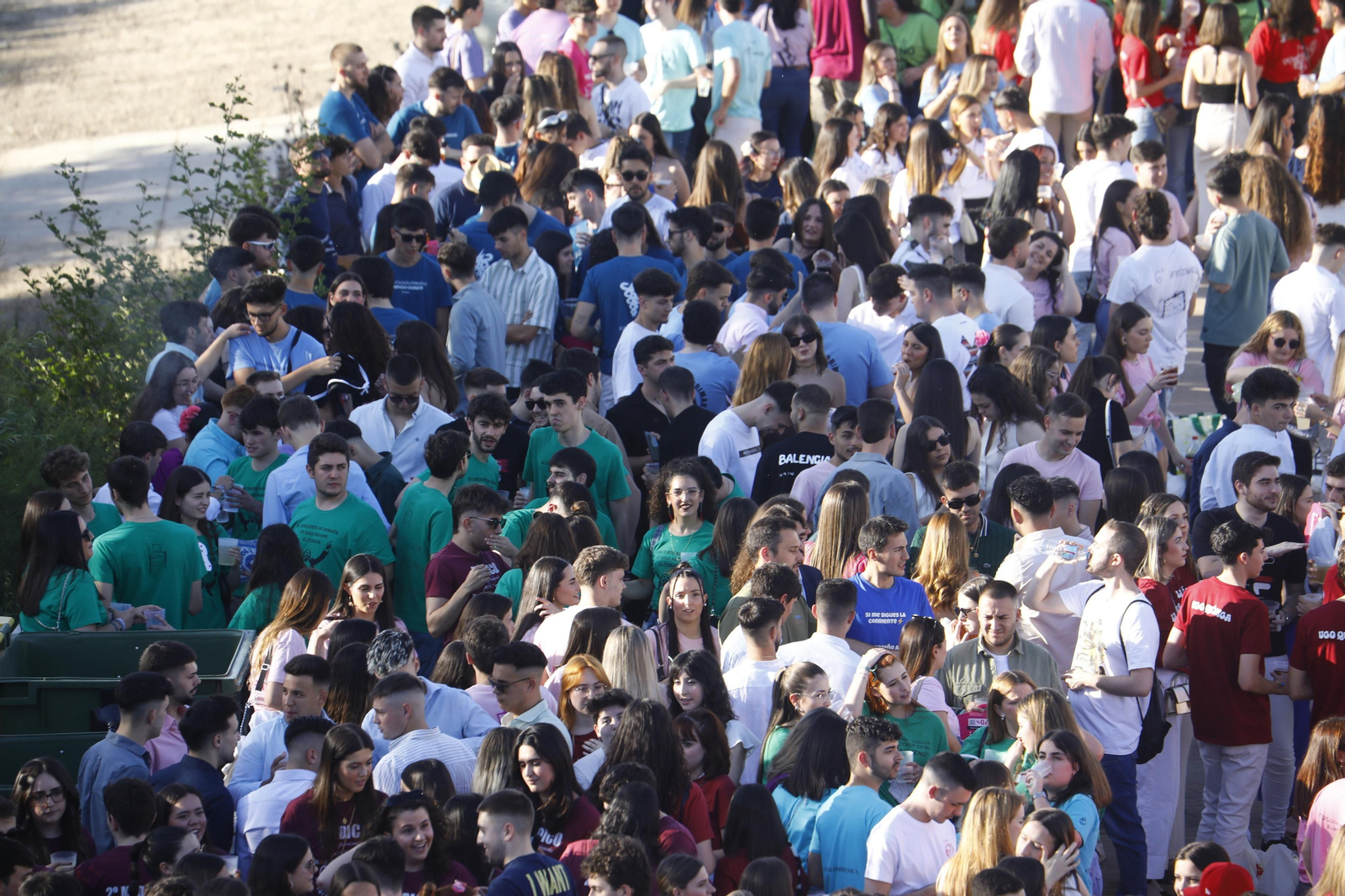 Las mejores fotos del botellón de la Feria de Córdoba