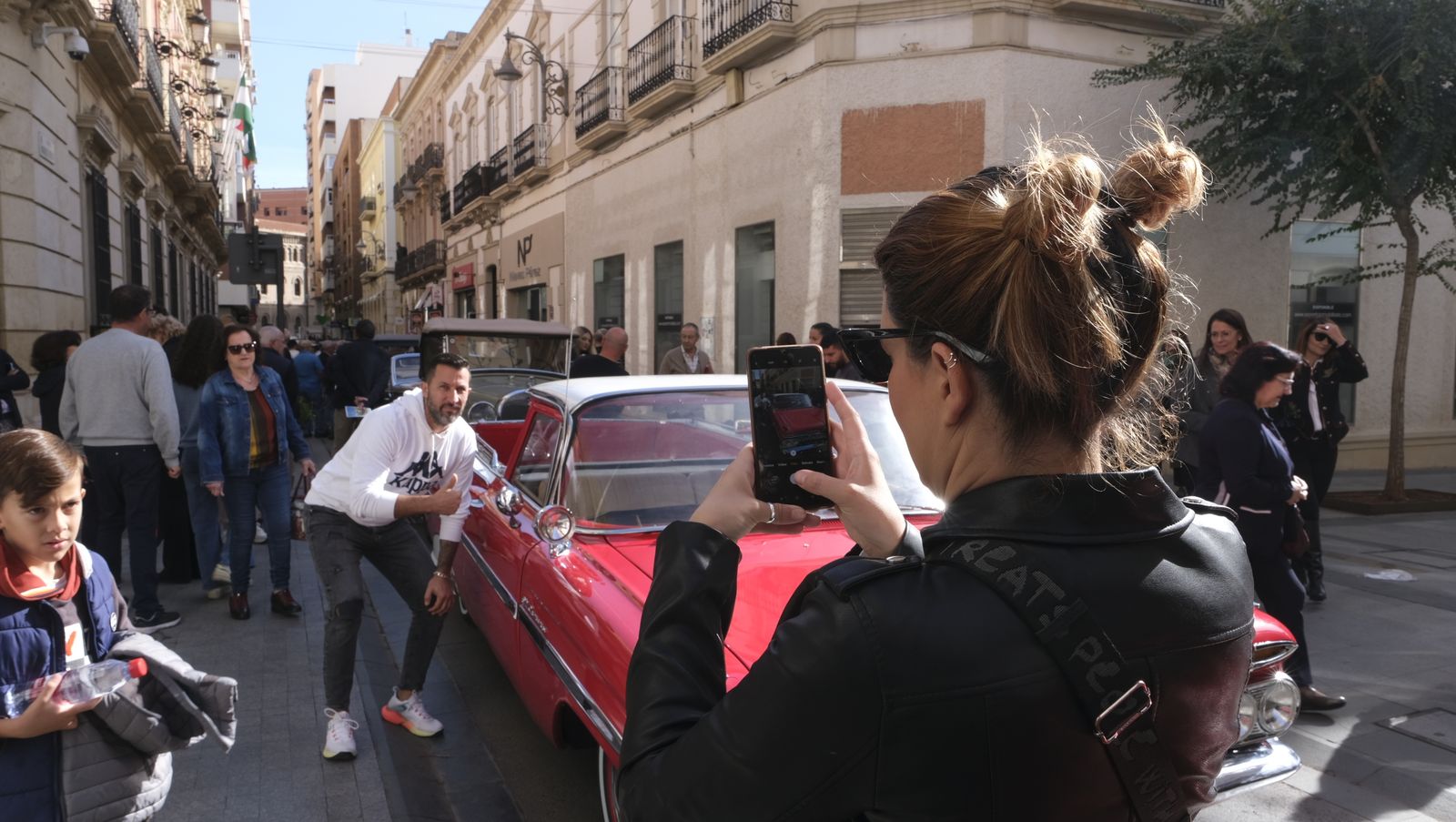 La 33 Ruta de Automóviles Antiguos toma las calles de Almería