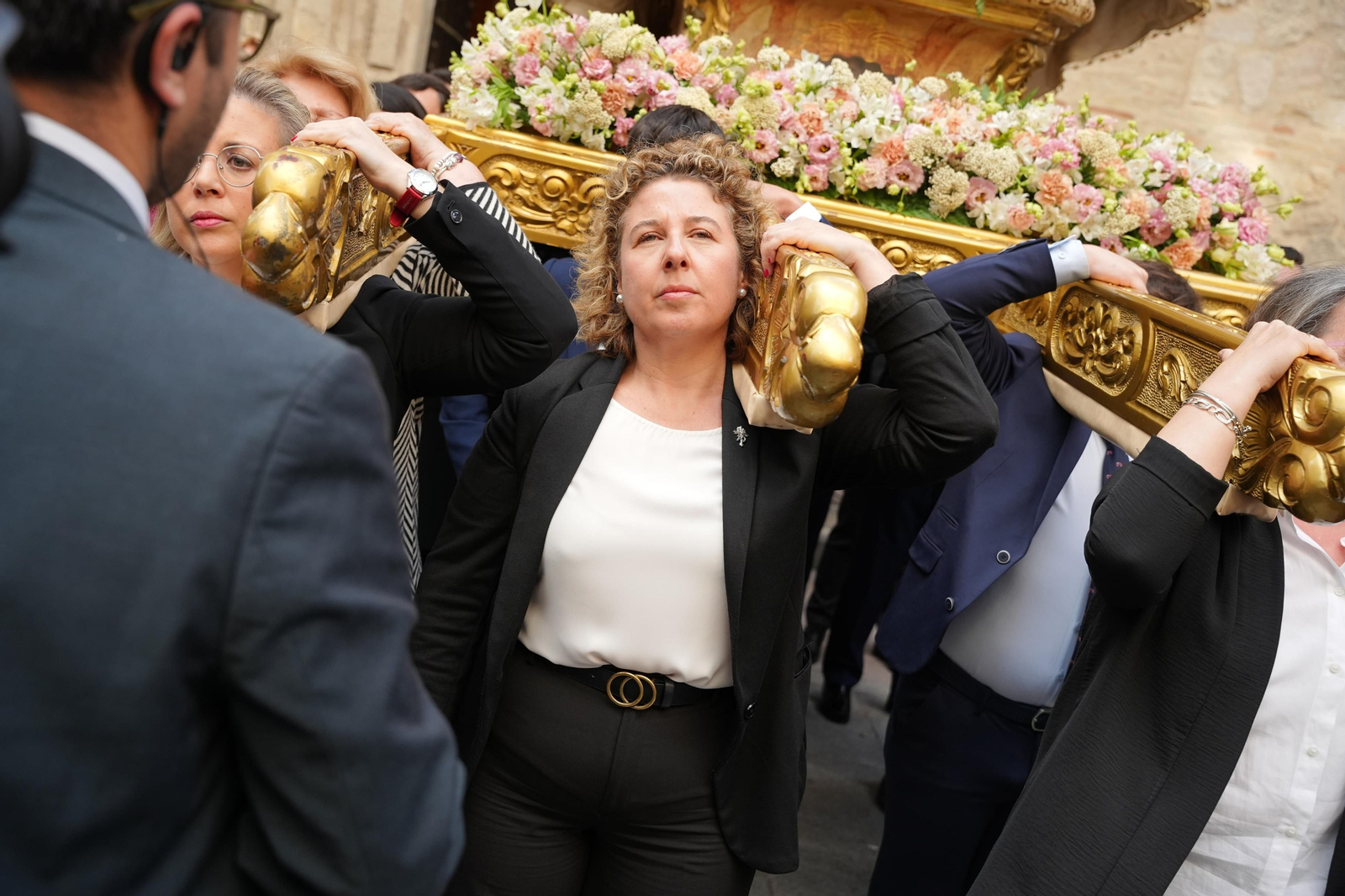 El traslado de la Virgen de Araceli en Lucena, en imágenes