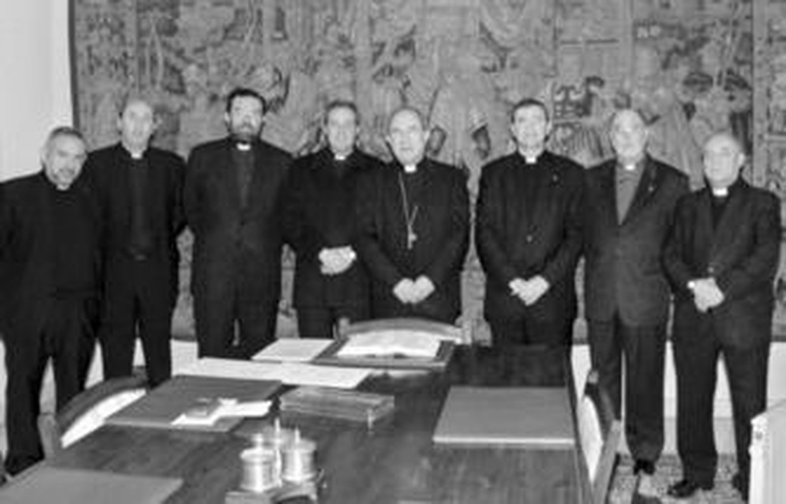 El Consejo Episcopal posa junto a Mario Iceta tras anunciar Asenjo los nombramientos.