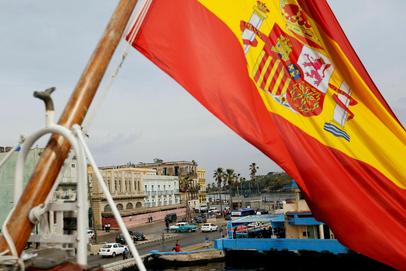 El 'Juan Sebastián de Elcano' en La Habana