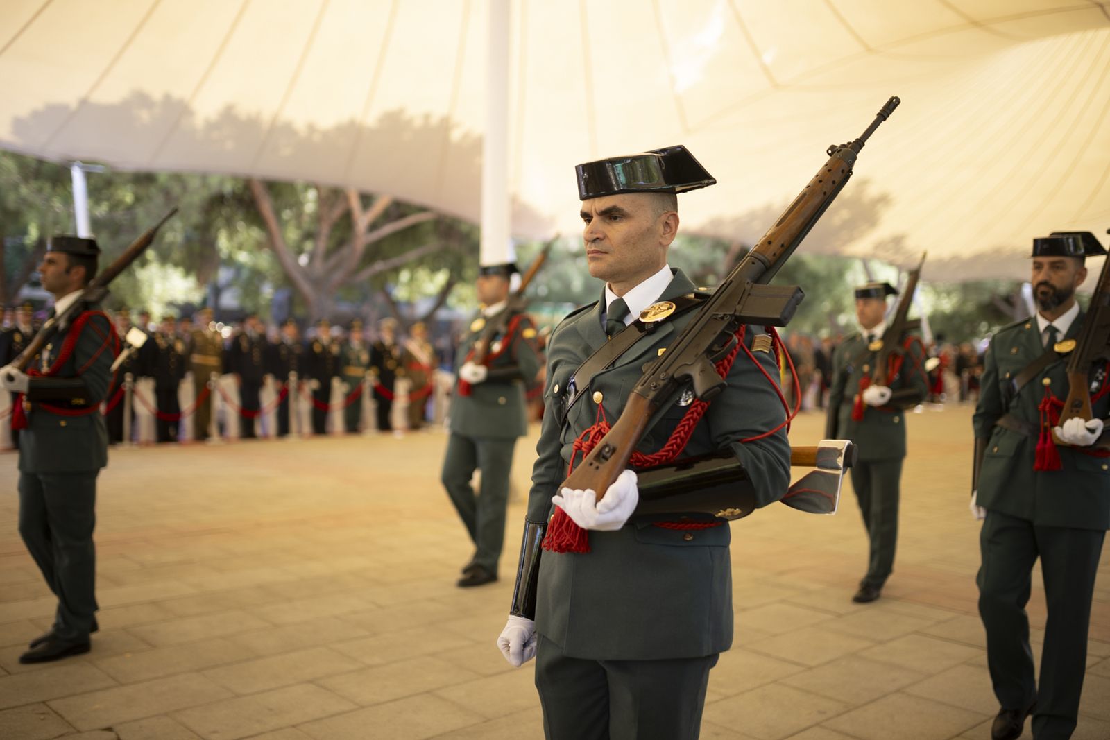 Imágenes de los actos de celebración de la festividad de la patrona de la Guardia Civil, la Virgen del Pilar.