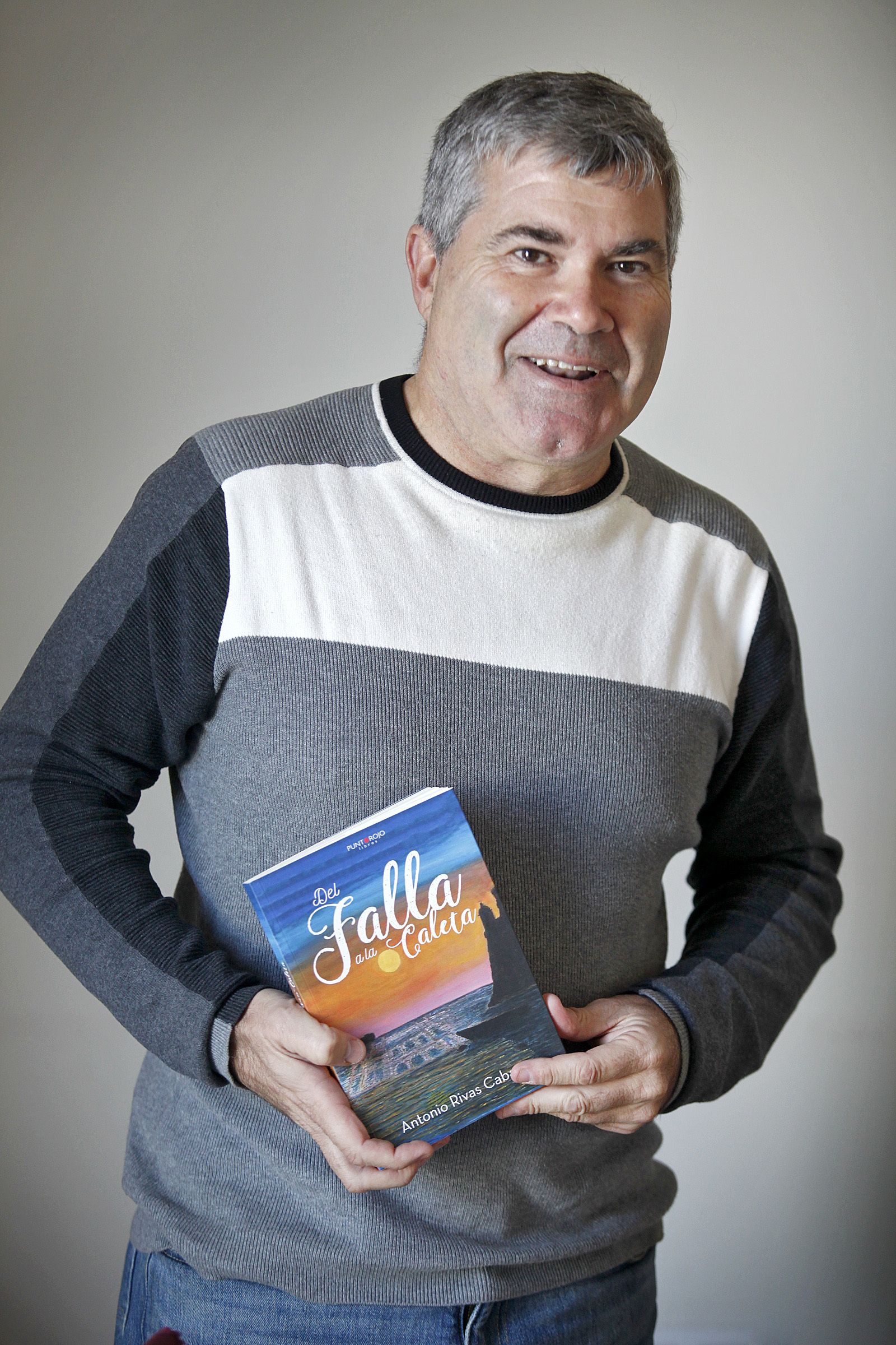 Antonio Rivas, presidente de Antifaces de Oro.