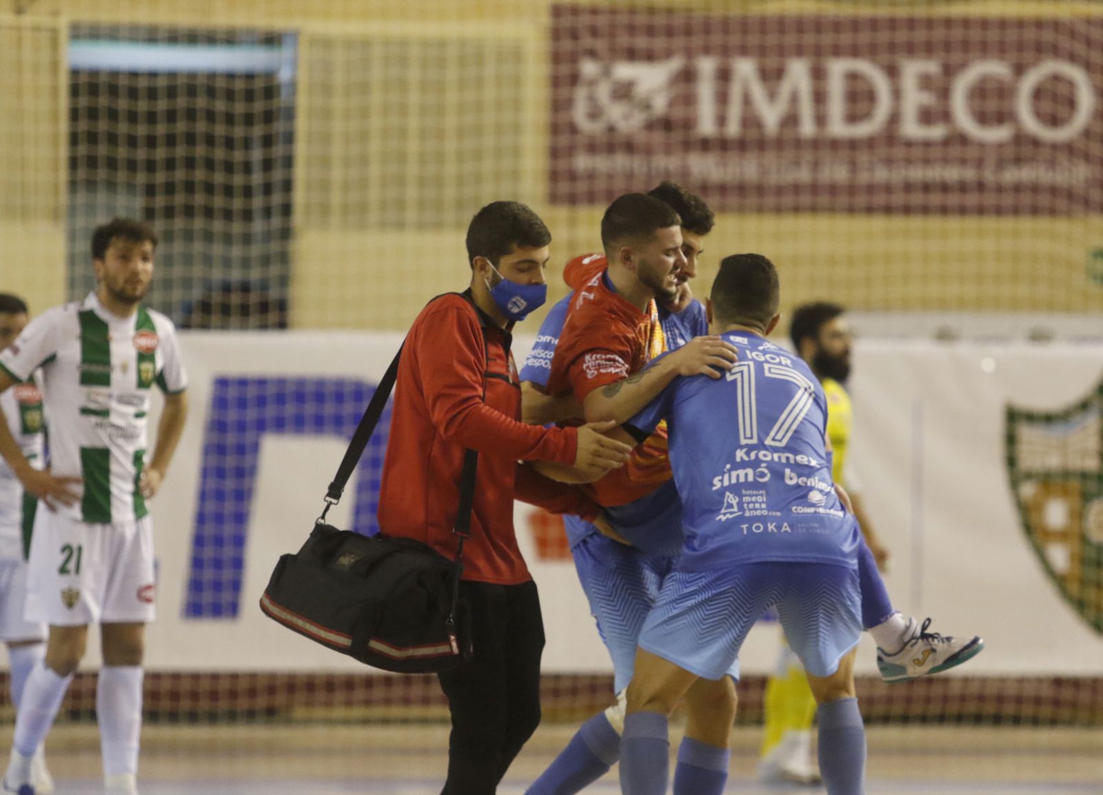 Fotografías: La victoria del Córdoba Futsal sobre el Peñíscola