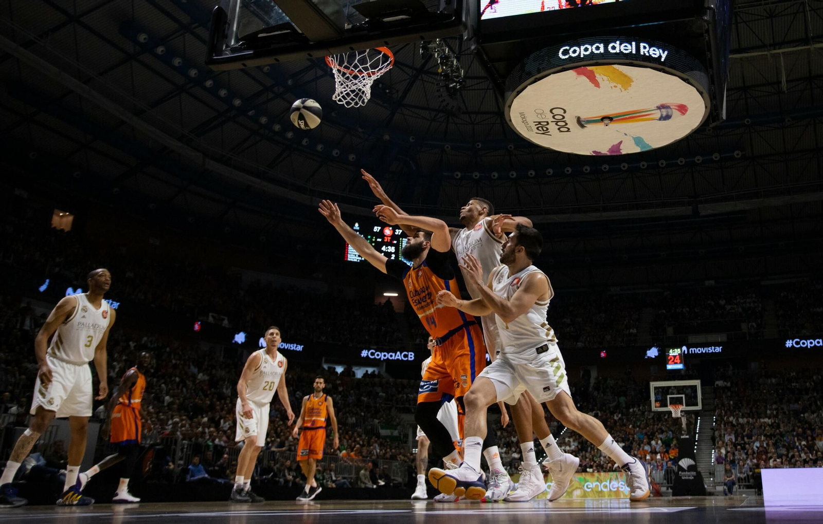 Lance del partido de semifinales entre el Real Madrid y el Valencia.