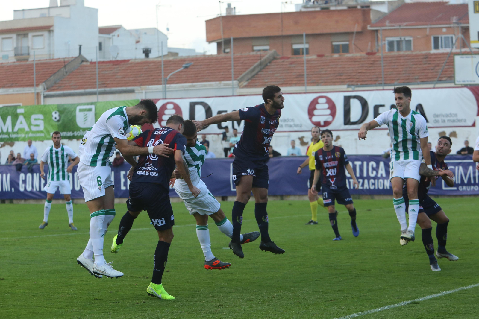 Las imágenes del Yeclano Deportivo-Córdoba CF