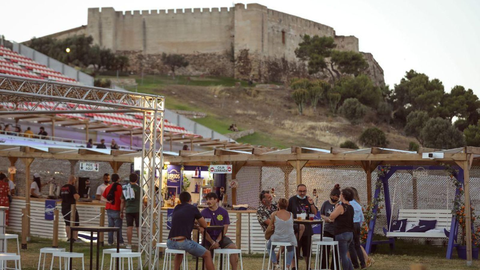 El recinto de Marenostrum Castle Park tiene unas espectaculares vistas del conocido Castillo Sohail