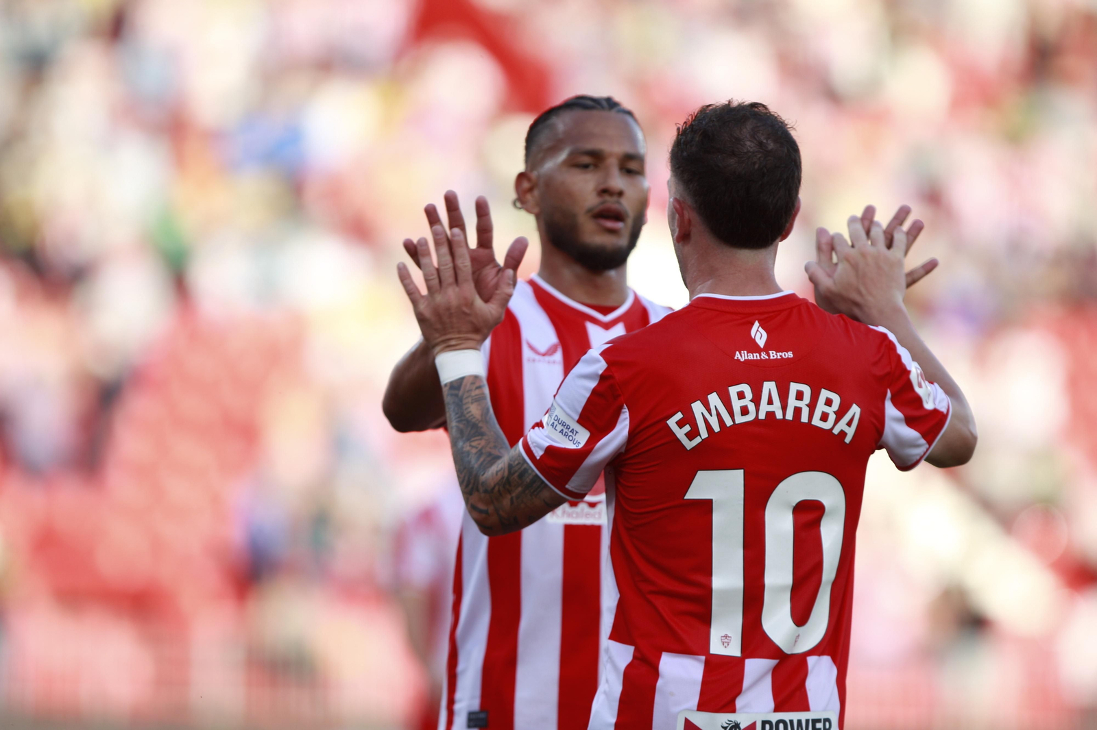 Imágenes de la gran victoria del Almería ante el Cádiz por 6 a 1