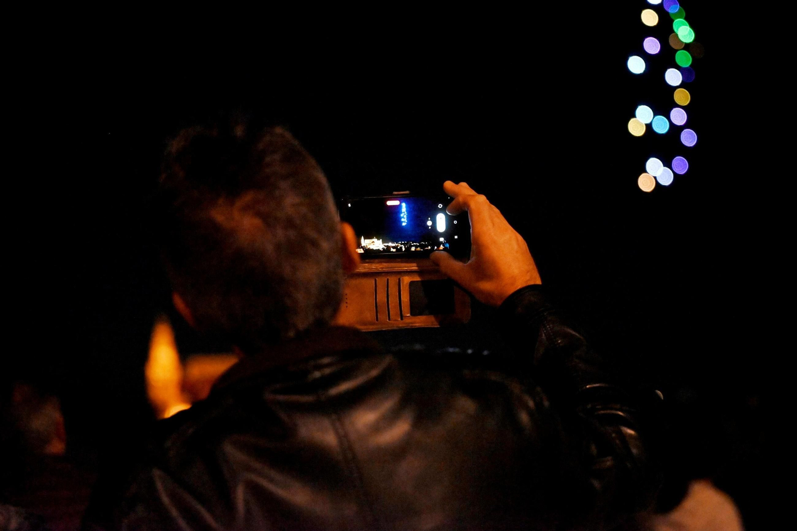 Más de un centenar de drones iluminan la Navidad desde el cielo de Córdoba