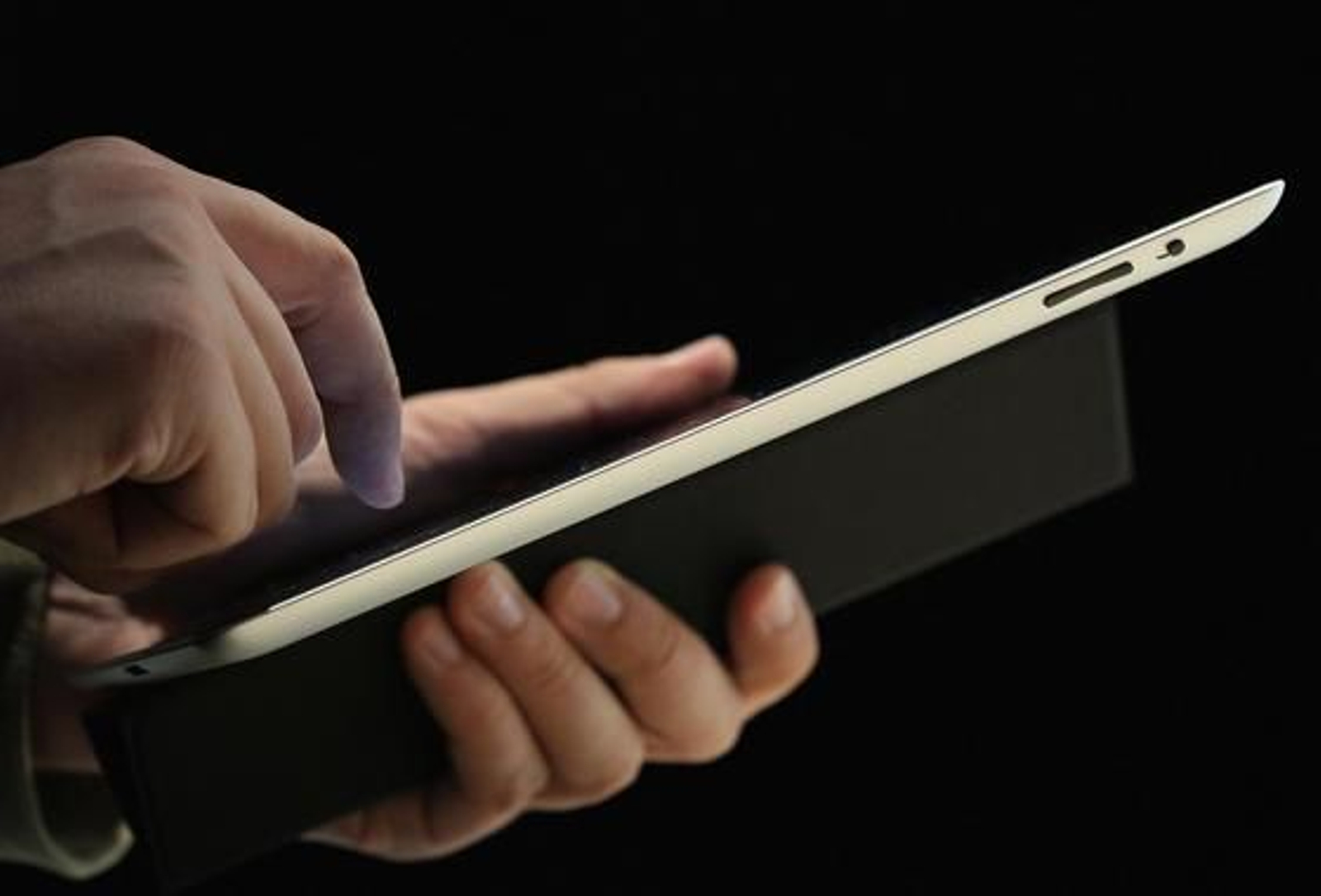 Steve Jobs presenta el iPad 2, la nueva versión del 'tablet' de Apple.

Foto: AFP Photo