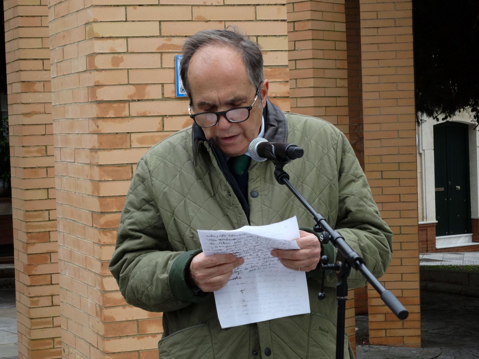 Fotografías de la rotulación del jardín Doctor Anselmo Botello