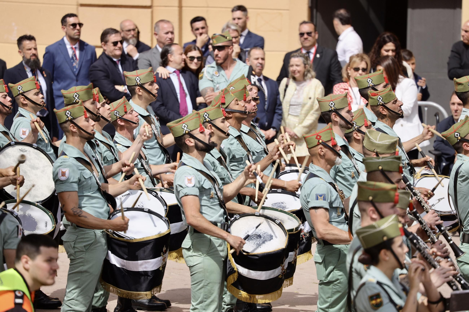 Las fotos de la Legión en el traslado del Cristo de Mena en Málaga este Jueves Santo