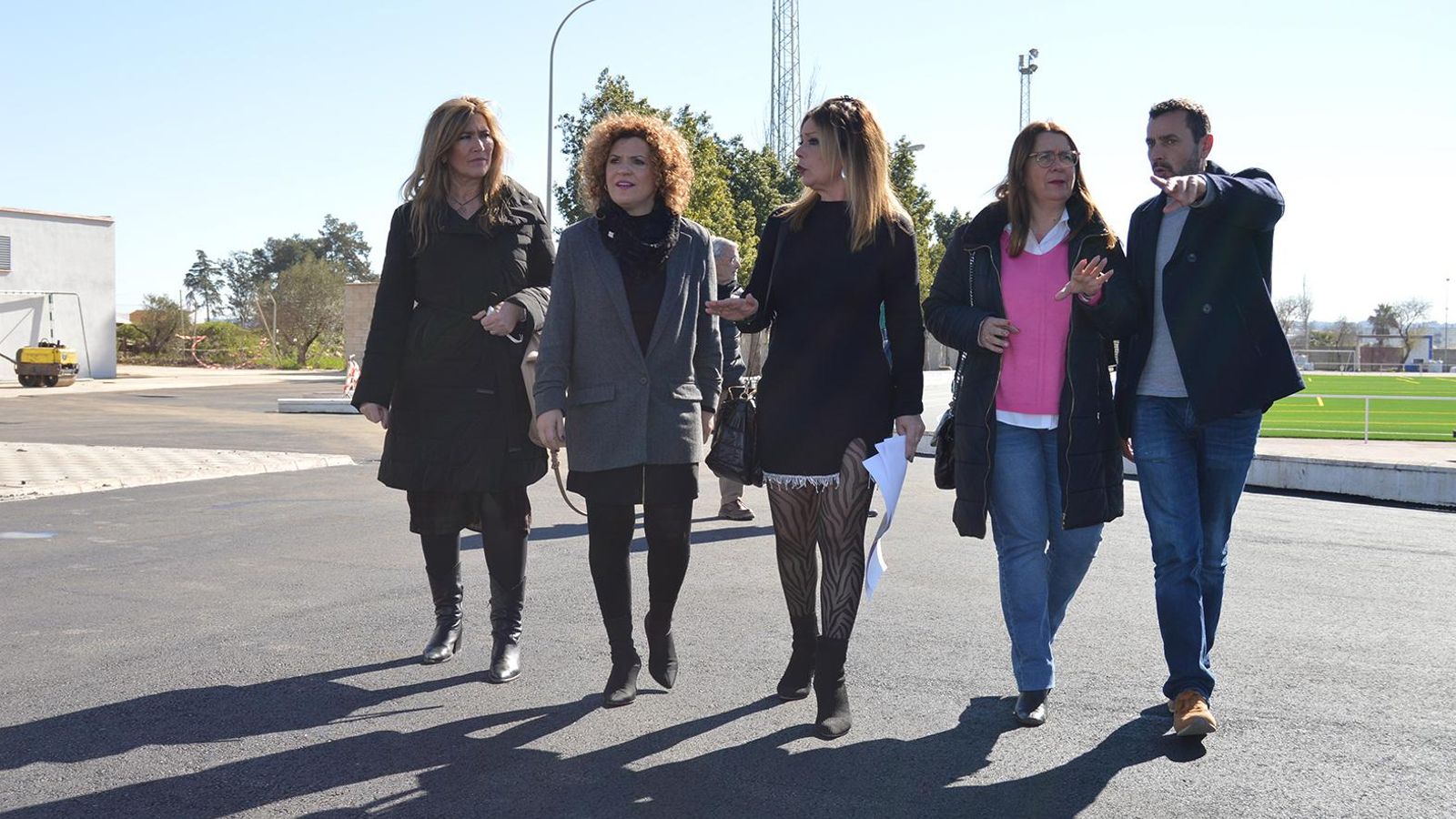 La presidenta de la Diputación de Huelva, María Eugenia Limón, visita las obras.