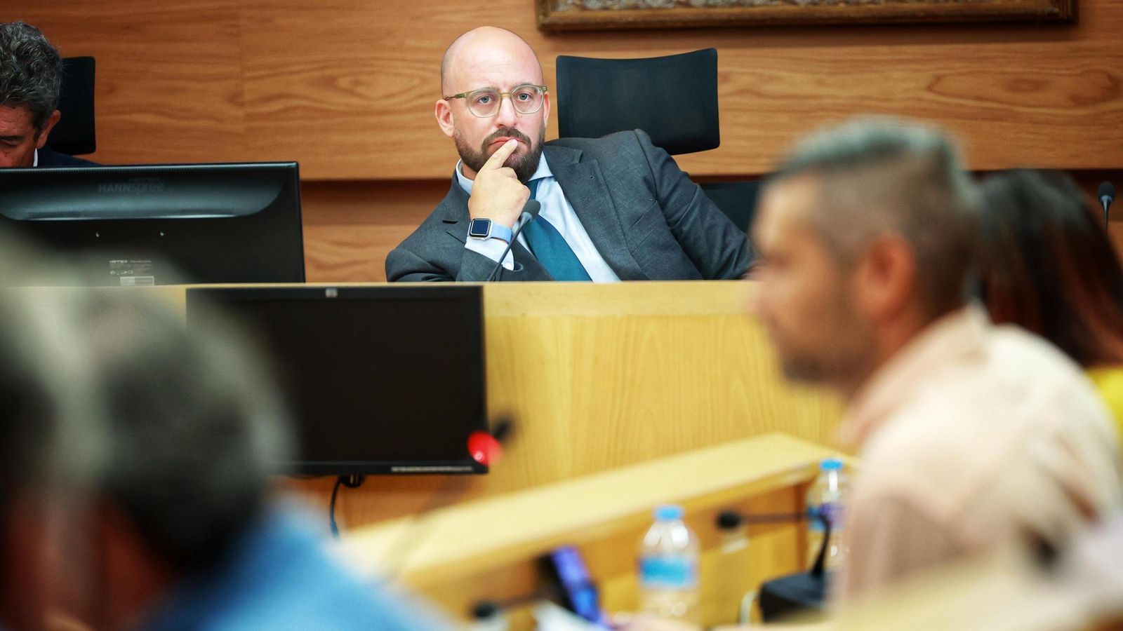 El alcalde, Germán Beardo, durante la sesión.