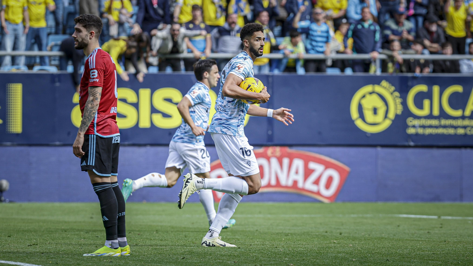 Partido de fútbol Cádiz CF - RC Celta.